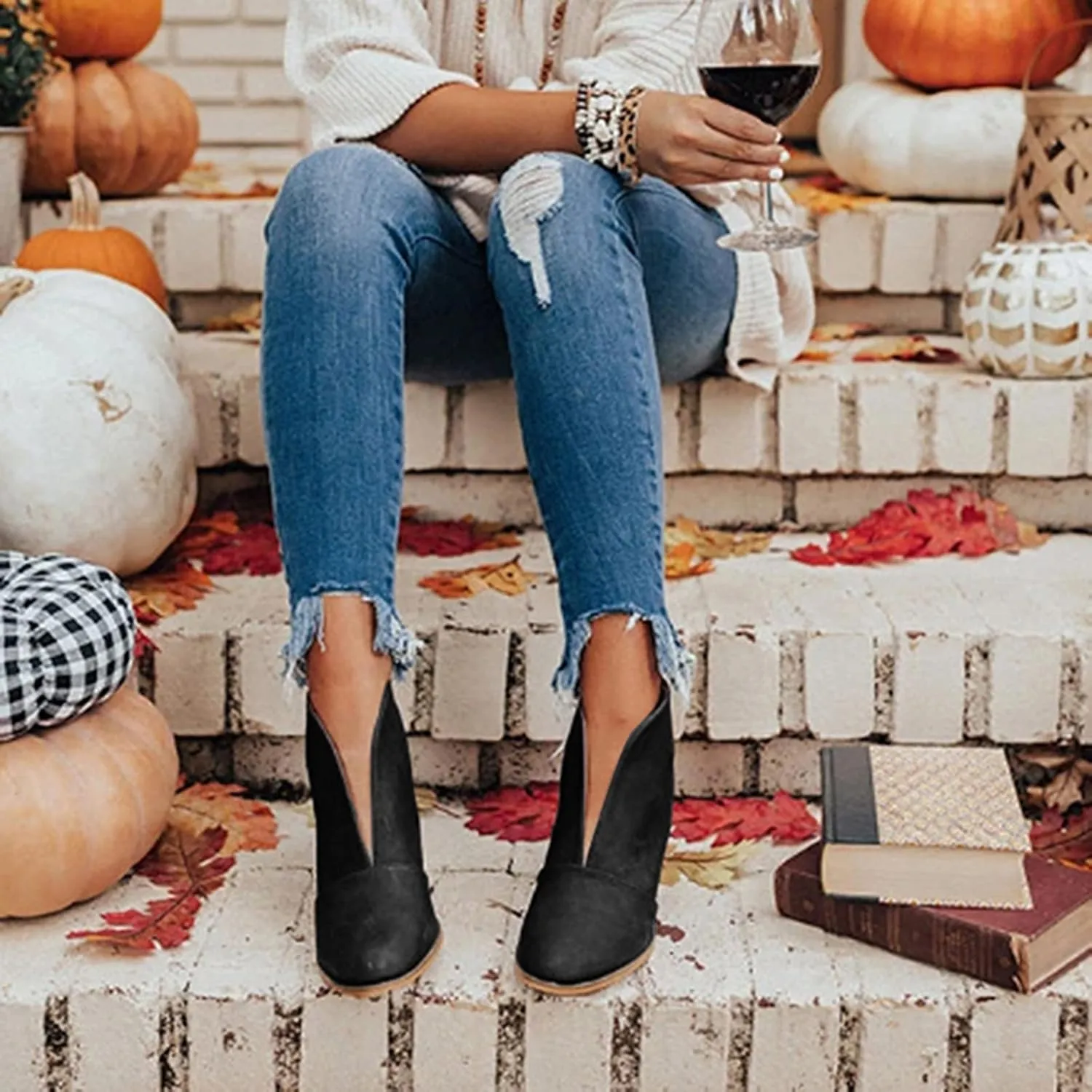 Ankle Boots for Women Fashion V Cut Ankle Booties Pointed Stacked Mid Heel Boots Cowboy Boots Winter Shoes