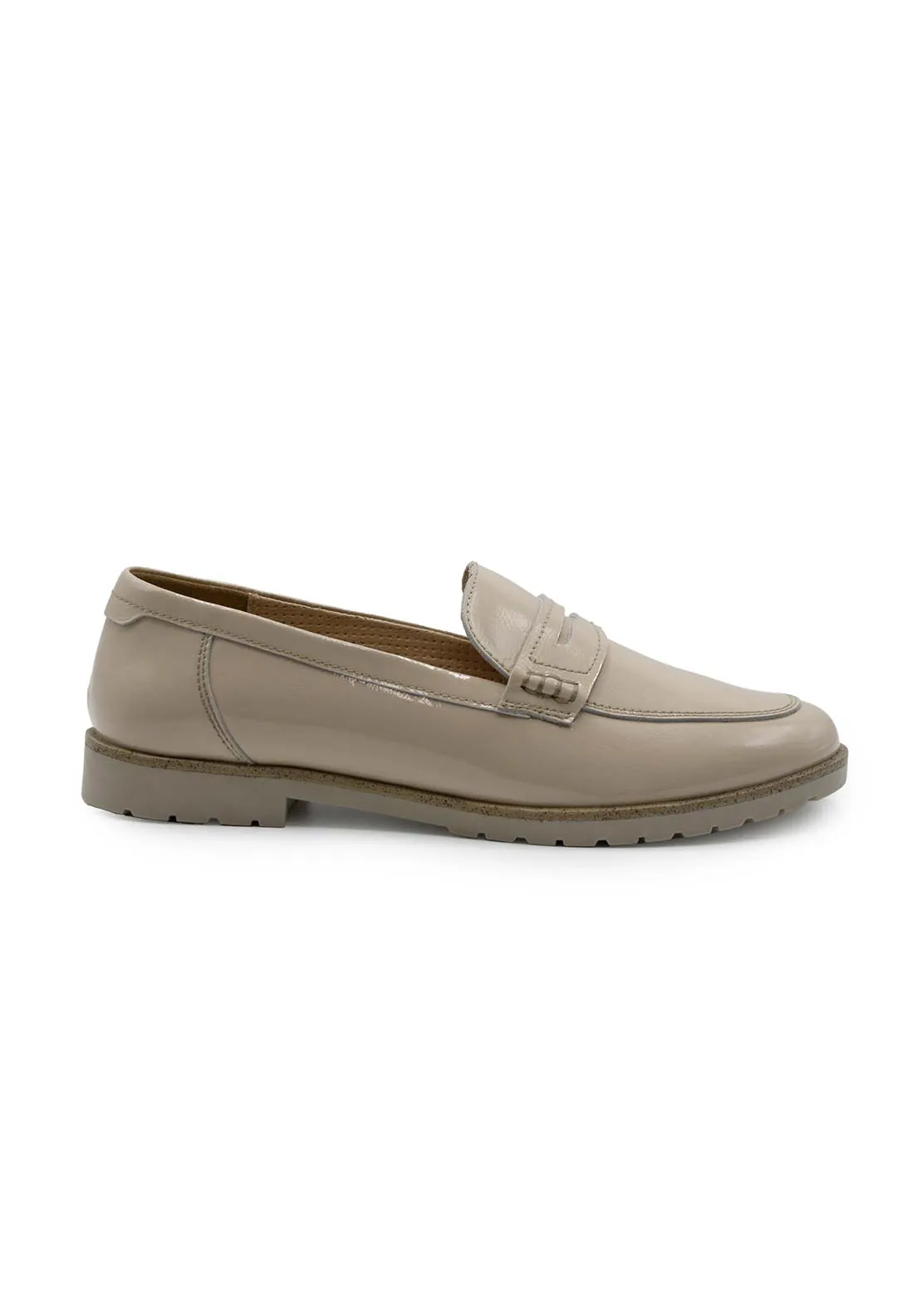 Camila Classic Loafer - Cream