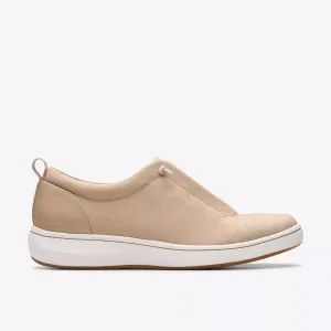 Clarks Women's BreezeSky Lace Sand 26181595