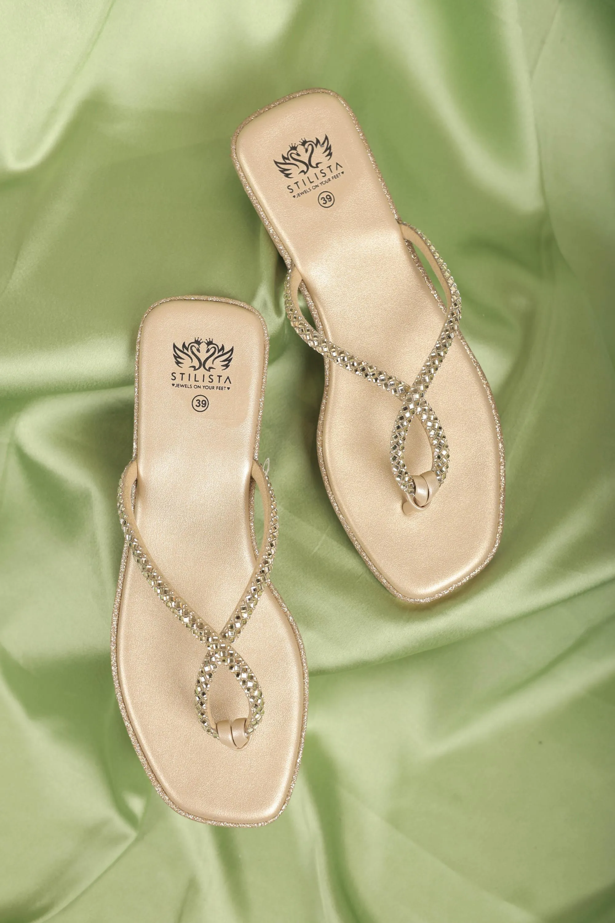 Cross strap gold slide in flats
