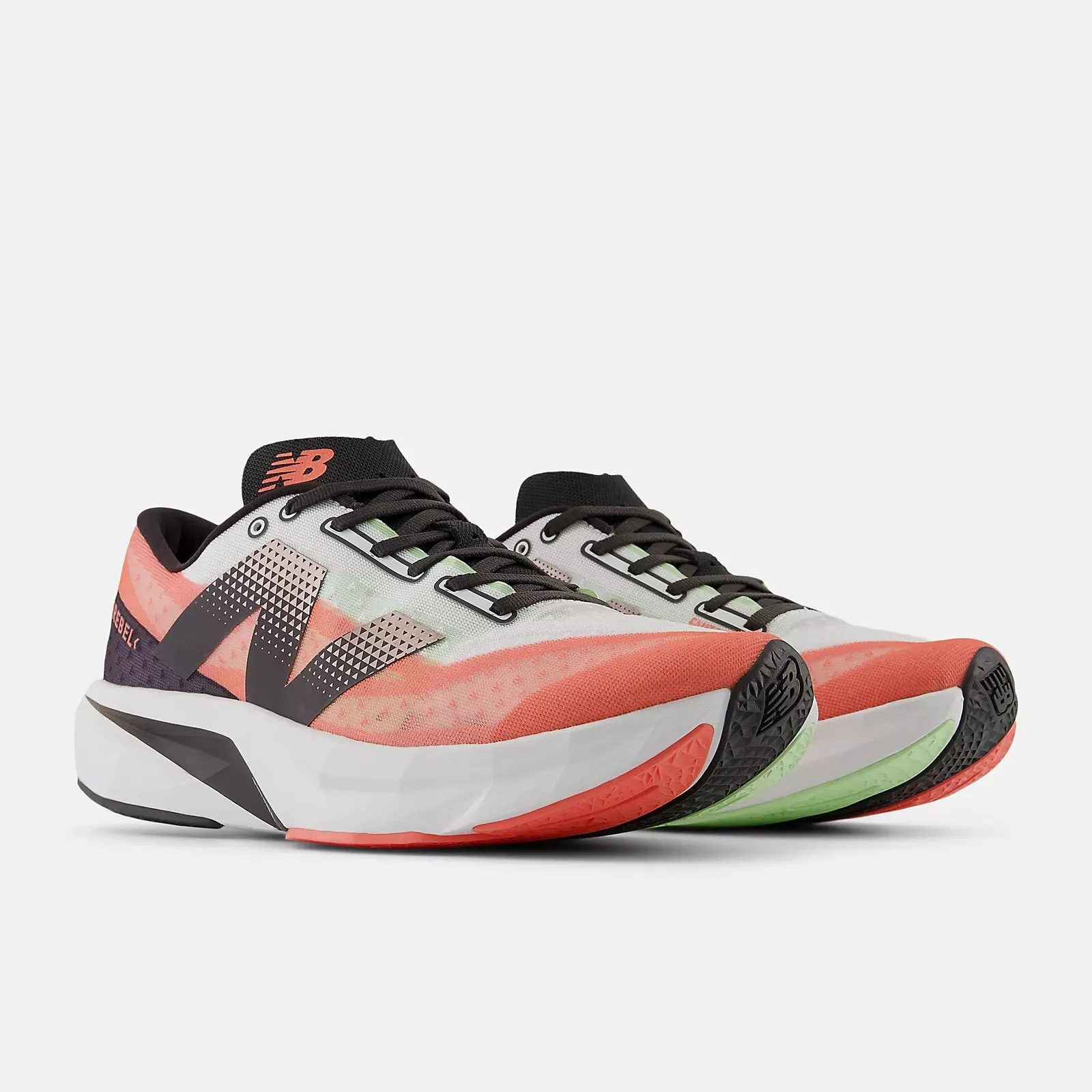 FuelCell Rebel V4 (D) Men's :Drift Red | Melon Water