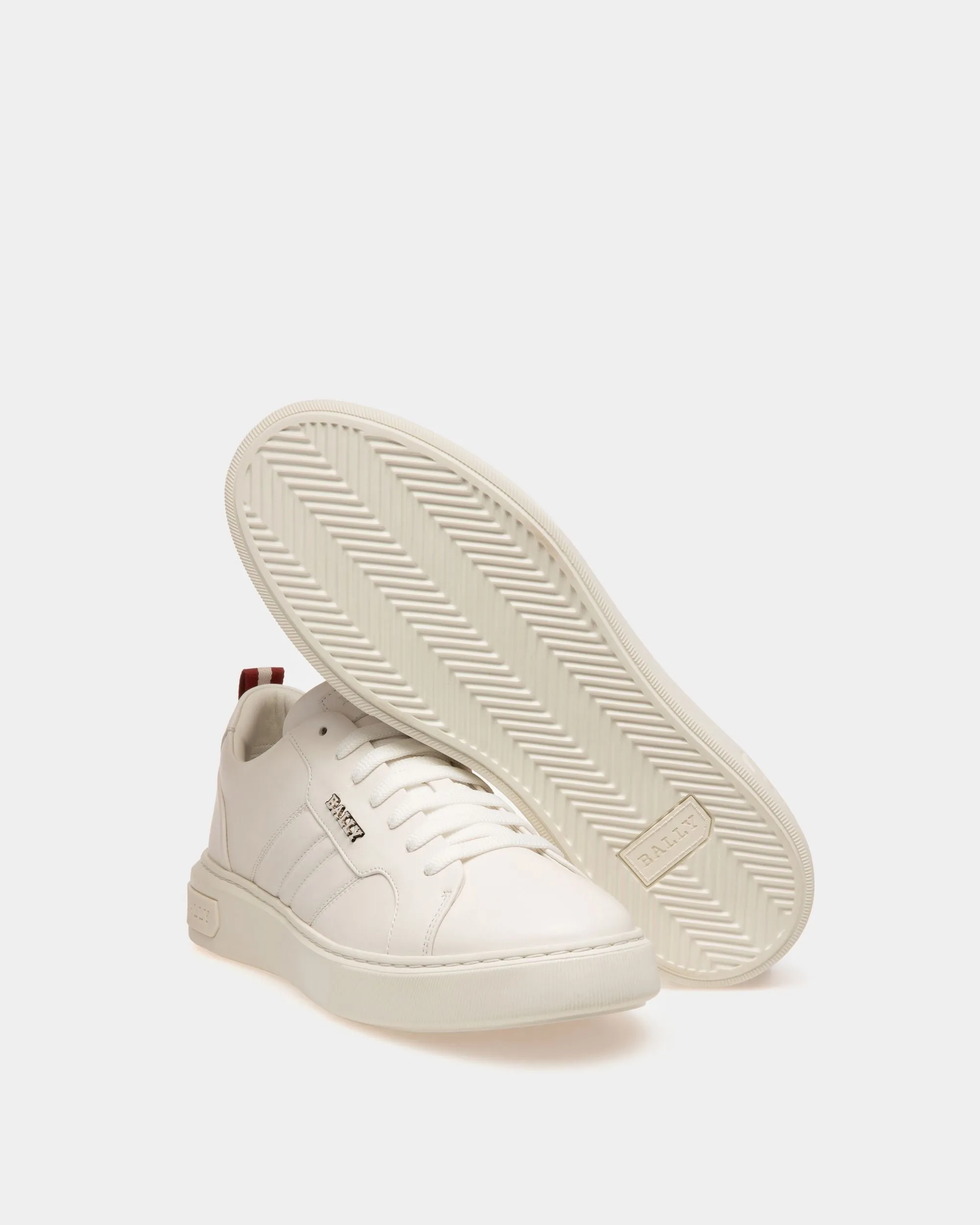Maxim Leather Sneakers In White