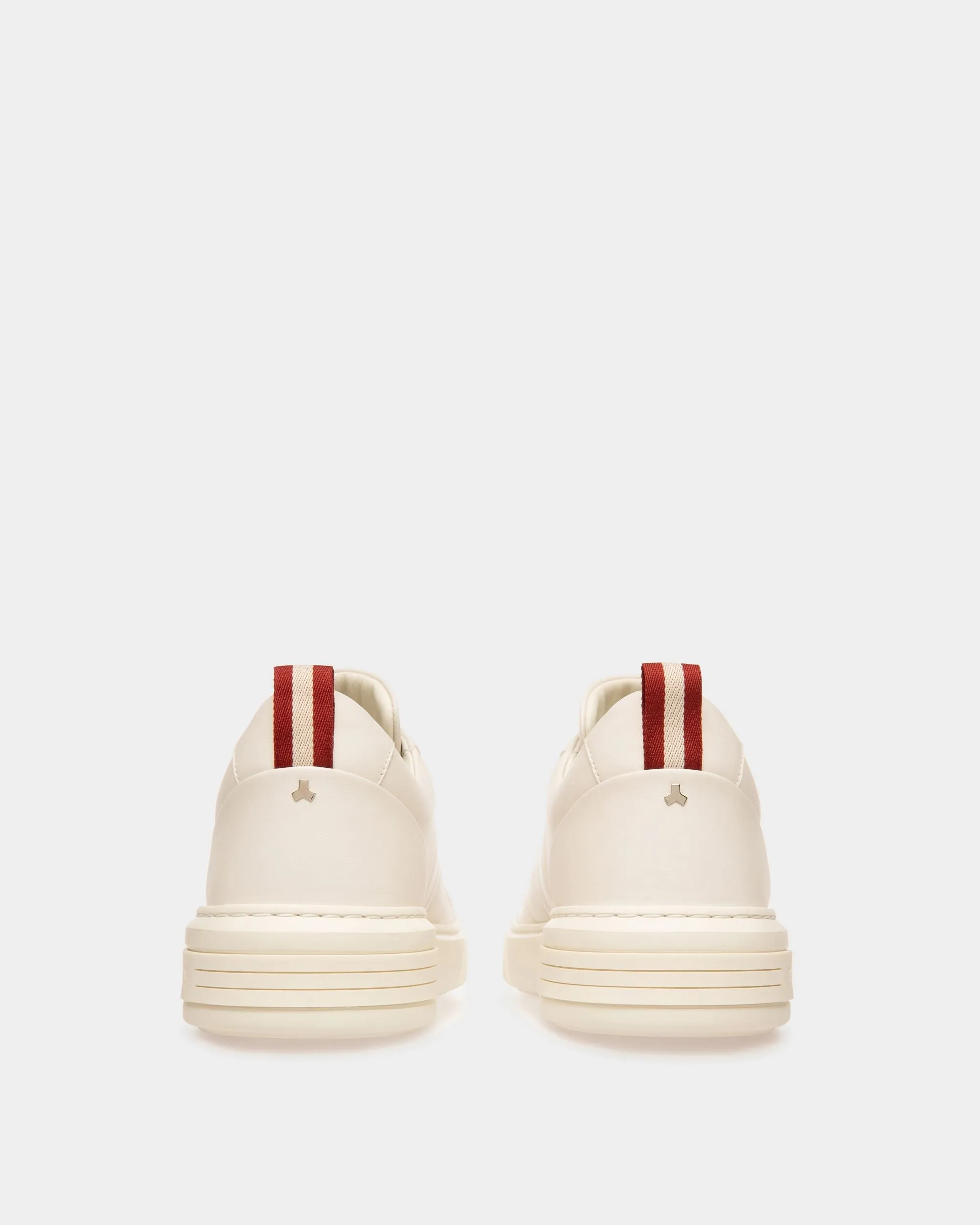 Maxim Leather Sneakers In White