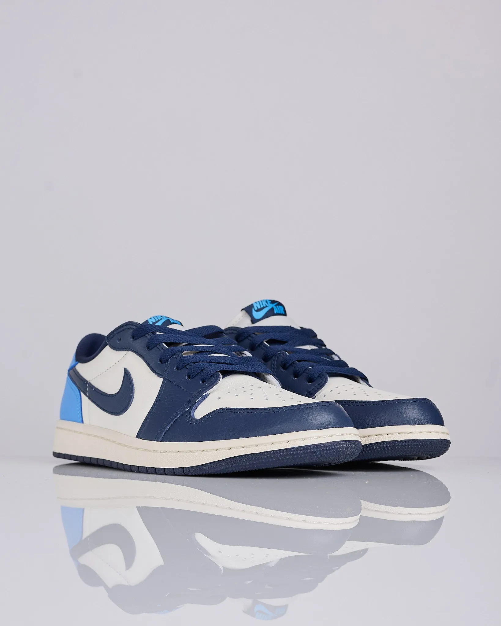 Nike Air Jordan 1 Low OG "Obsidian" Obsidian University Blue-Sail