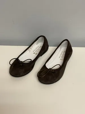Odile Child Shoe Size 11.5 Brown Shoes