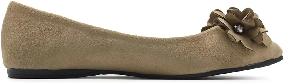 Ollio Women's Shoes Faux Suede Decorative Flower Pointed Toe Ballet Flats JYZ151