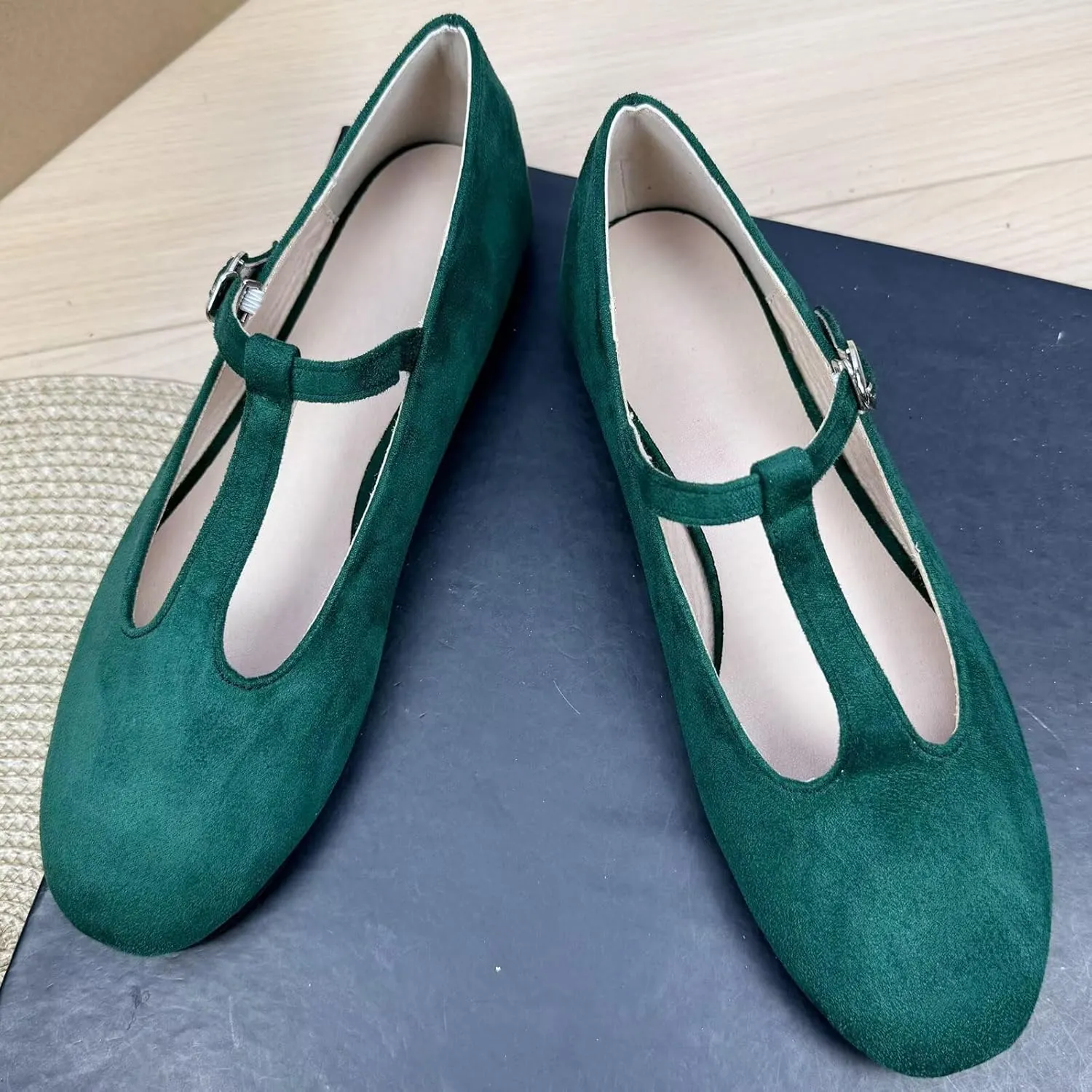Stunner Women's PU Flats Classic Round Toe Mary Janes Flats Comfortable T Strap Ballet Shoes