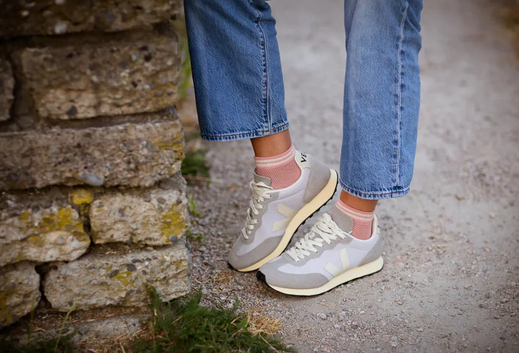 Unified Mesh Sneaker Sock
