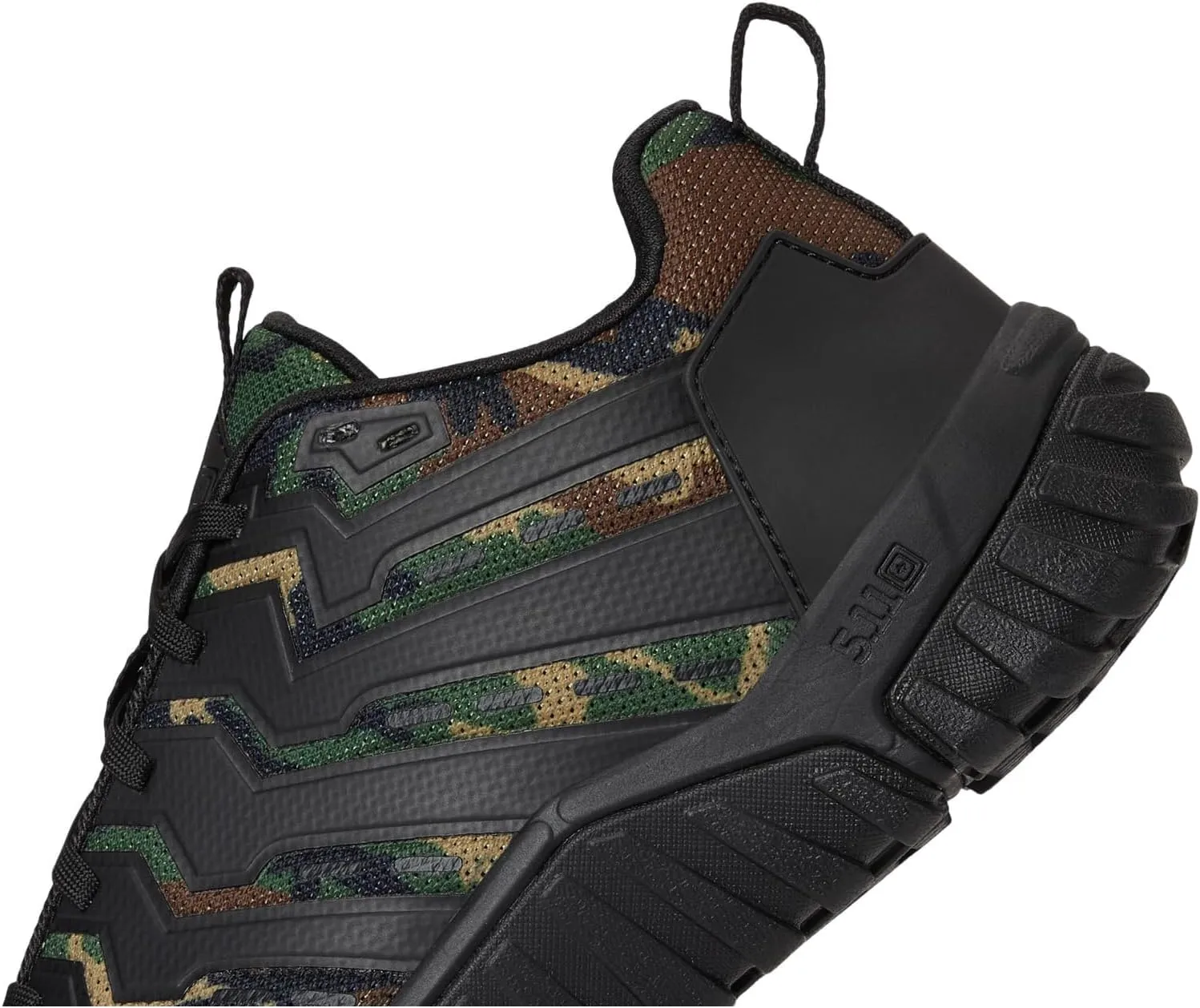 Unisex-Adult Maxgrip Low CST Sneaker