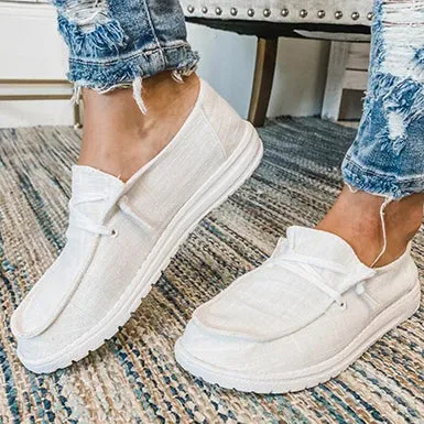 Womens  Slip-On Sneakers - Perma Laces / Round Toes